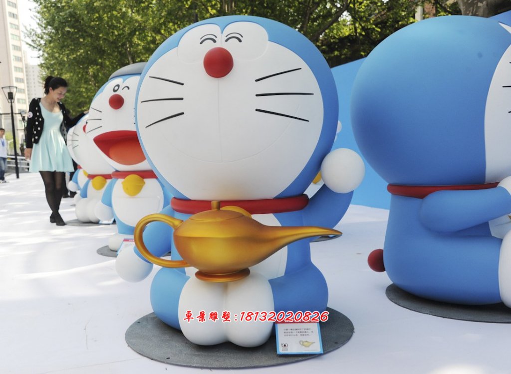 玻璃鋼哆啦a夢雕塑，玻璃鋼機器貓雕塑
