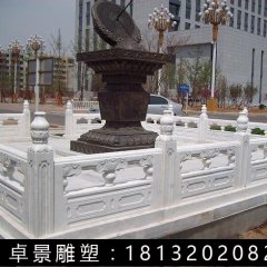 日晷銅雕，廣場(chǎng)日晷銅雕