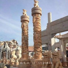 盤龍柱石雕，晚霞紅盤龍柱