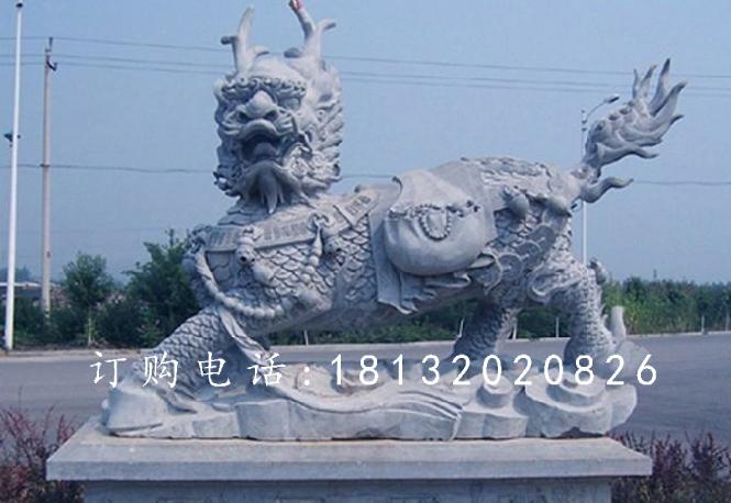 奔跑的麒麟石雕，青石麒麟雕塑