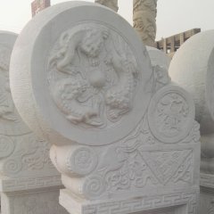 石雕門墩，抱鼓石