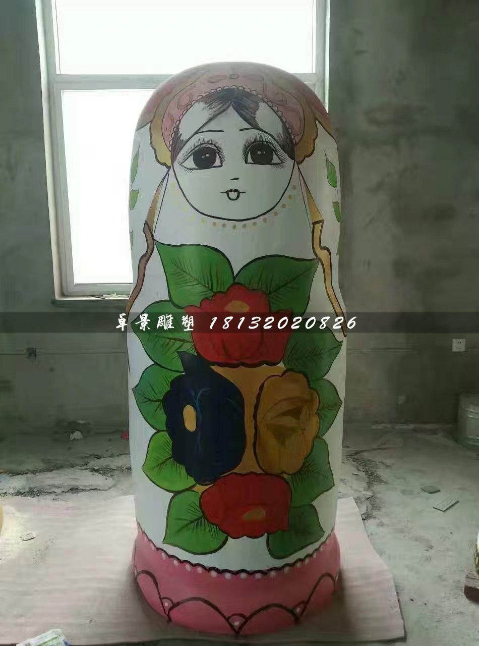 彩繪套娃雕塑，玻璃鋼卡通雕塑 (2)