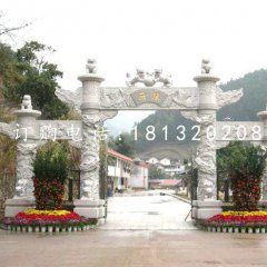 牌坊石雕，龍柱牌坊