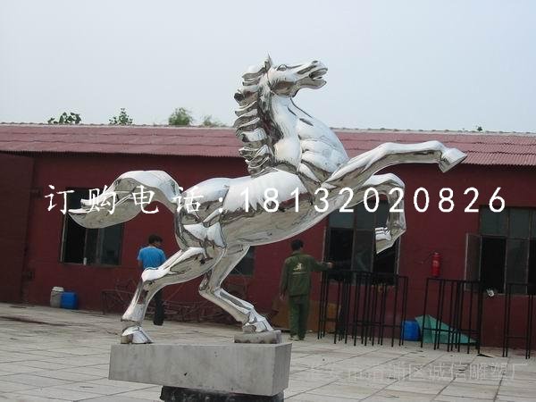 不銹鋼立馬雕塑，廣場(chǎng)不銹鋼動(dòng)物雕塑