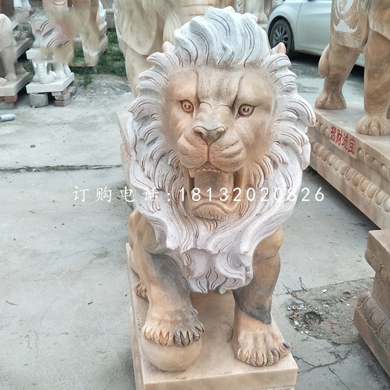 歐式獅子石雕,晚霞紅獅子擺件.jpg 歐式獅子石雕,晚霞紅獅子擺件.jpg