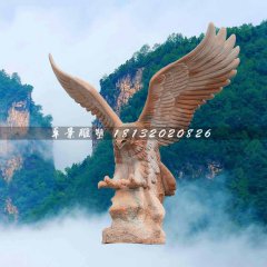 老鷹石雕，晚霞紅老鷹石雕