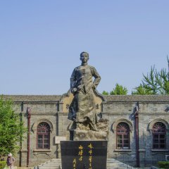 景區(qū)銅雕偉人周恩來(lái)雕像