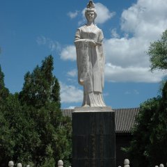 景區漢白玉武則天石雕