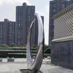 不銹鋼廣場抽象月亮雕塑