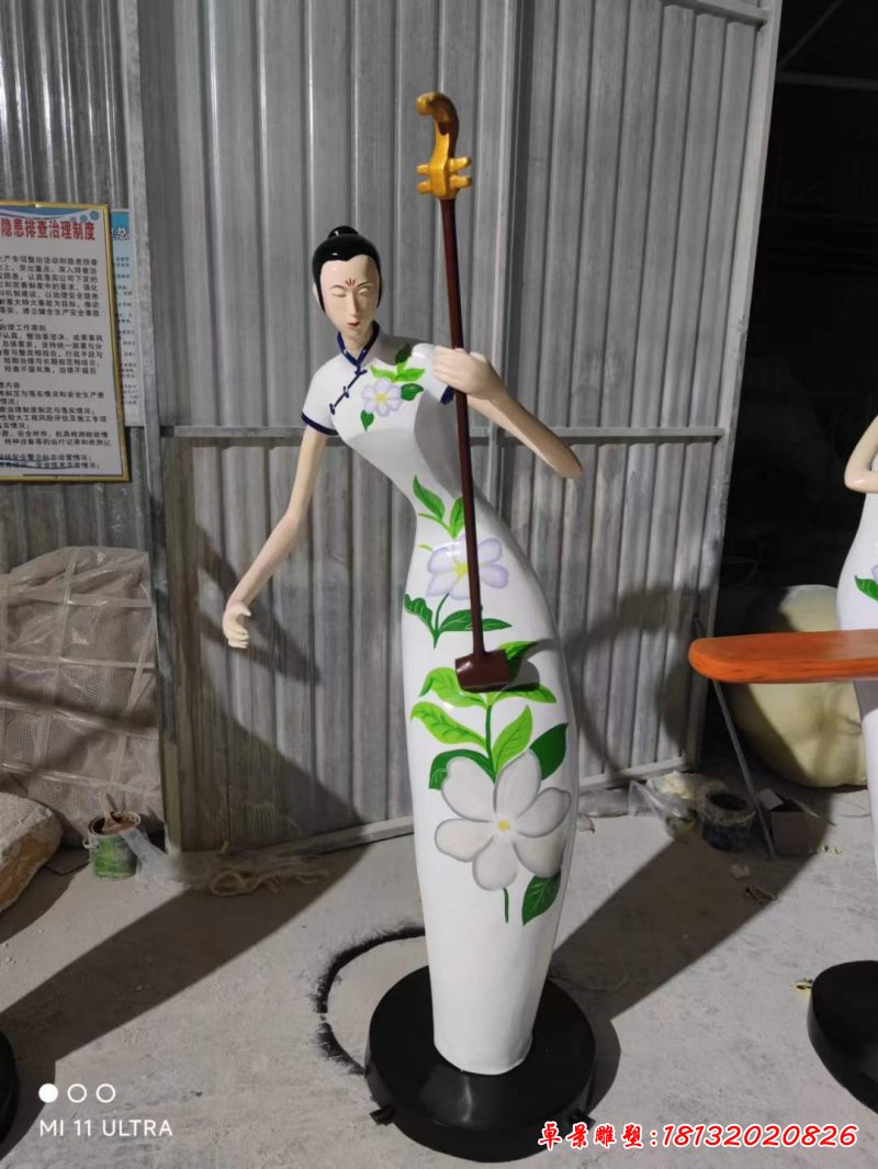 玻璃鋼抽象梅蘭竹菊音樂(lè)人物雕塑