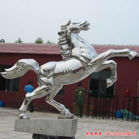 不銹鋼雕塑馬