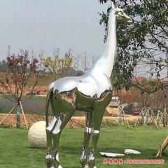 不銹鋼鏤空長(zhǎng)頸鹿雕塑
