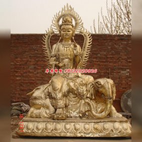 普賢菩薩騎象的青銅塑像