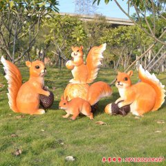 玻璃鋼仿真松鼠雕塑