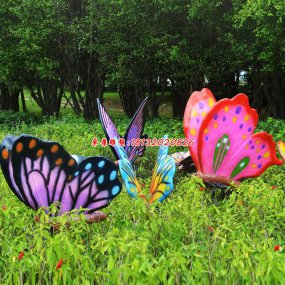 玻璃鋼蝴蝶雕塑上色